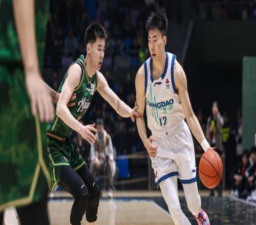 13投10鐵，同曦新核碰瓷丁彥雨航球迷：摟妞數(shù)量確實(shí)比小丁多