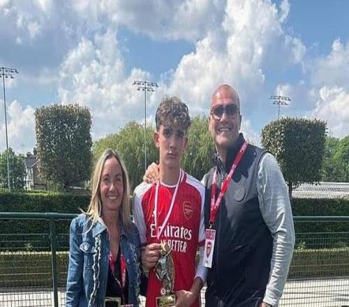 太陽報(bào)：道曼的父母已經(jīng)為他成立了個(gè)人肖像權(quán)和經(jīng)紀(jì)公司