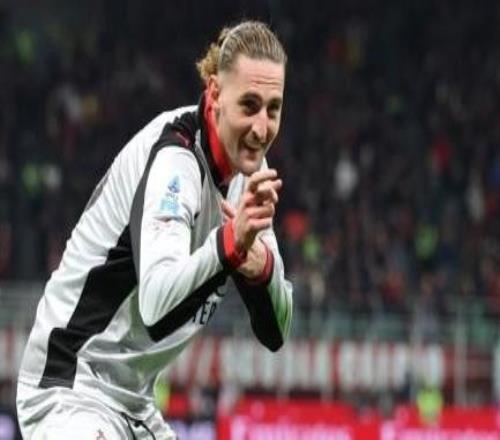 拉比奧上場(chǎng)時(shí)米蘭在聯(lián)賽場(chǎng)均2.38分，缺席時(shí)米蘭場(chǎng)均僅1.44分