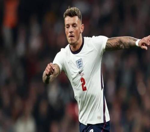 英格蘭隊(duì)官方：埃澤、夸安薩因傷退出名單，補(bǔ)召巴恩斯、懷特