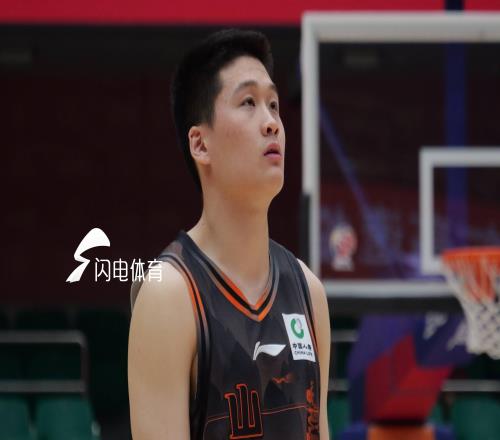 山东高速男篮开启三连客，今晚先战四川男篮