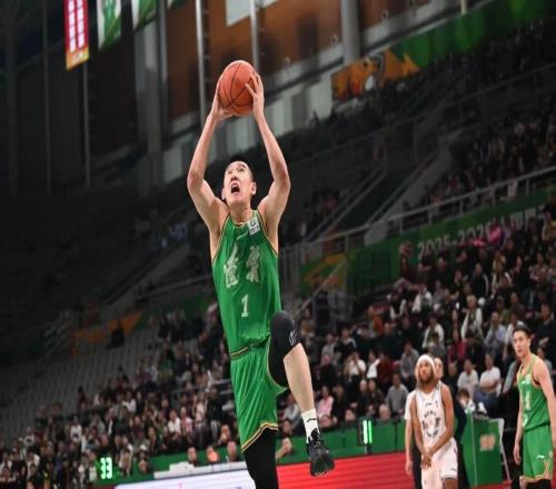 剛剛，遼籃贏了！