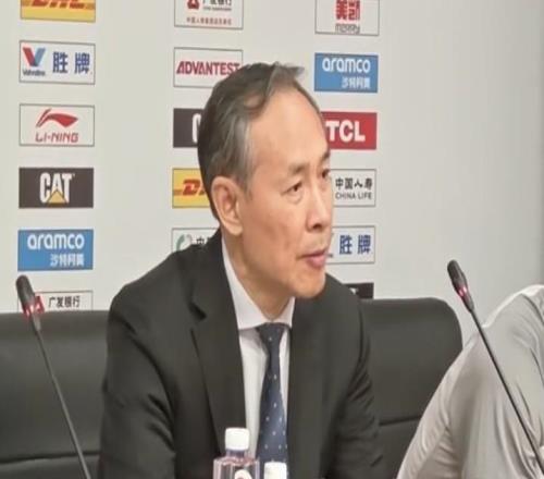 許利民：比賽輸了屬于正常范圍內(nèi)，隊員還需堅決執(zhí)行教練的布置
