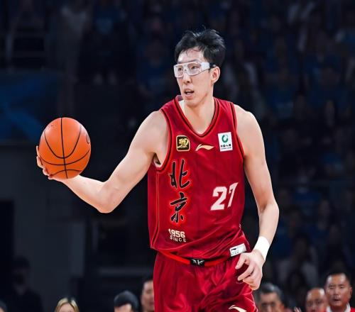 輸吉林2分！揪出1個(gè)表現(xiàn)最差之人，罰球8中0坑了北汽隊(duì)