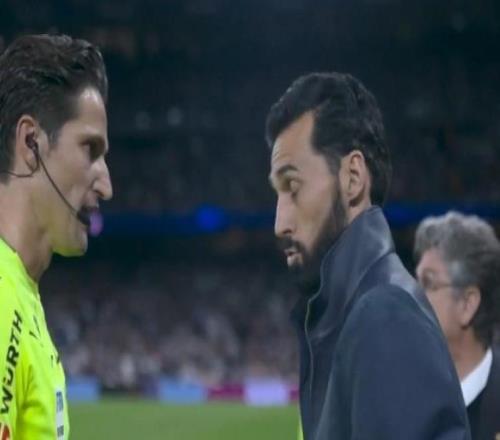 阿韋洛亞不滿裁判罰下巴爾韋德：你踢過足球，等著看回放吧