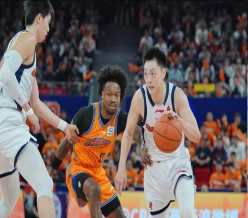 是隊(duì)長(zhǎng)、且是頂薪、還是三分王，卻打出最低正負(fù)值！球迷：負(fù)二代