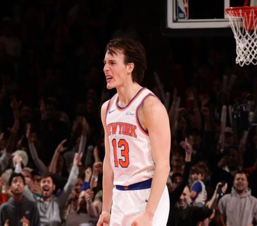 時(shí)間管理大師！尼克斯小將一天兩賽，G聯(lián)賽砍42分，NBA吃烤雞4中4