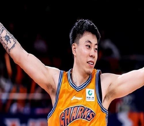 重返聯(lián)盟第一！上海三殺廣東豪取10連勝白邊14+25+4帽張鎮(zhèn)麟14分