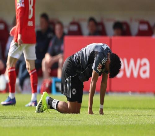 德天空：布朗已接受核磁共振检查，仍不确定能否去德国队报到