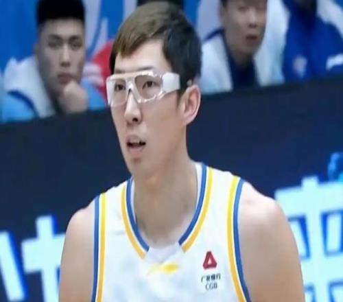 CBA周琦8罰0中！北汽男籃再度陰溝翻船敗走長春