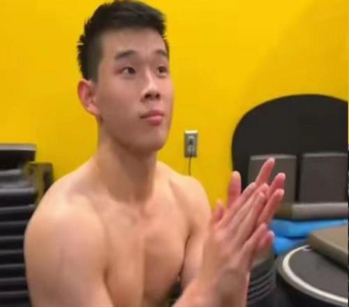 第一個(gè)NCAA賽季結(jié)束，林葳場均6.6分，下一步去澳洲NBL