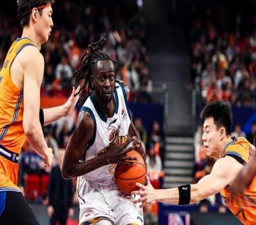 83比116慘敗33分！遼籃苦主被定恥辱柱上：29連敗創(chuàng)CBA新紀(jì)錄！