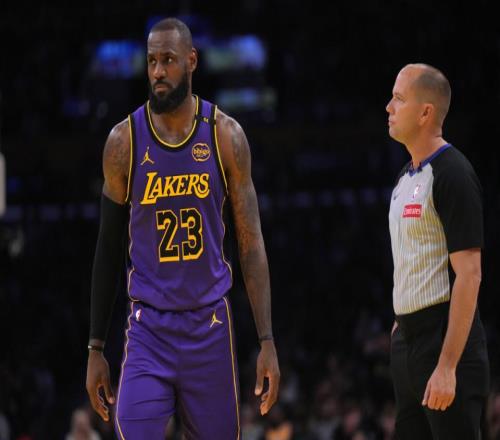 湖人消息：裁判報告公布，東契奇技犯取消，戰(zhàn)活塞出場更新