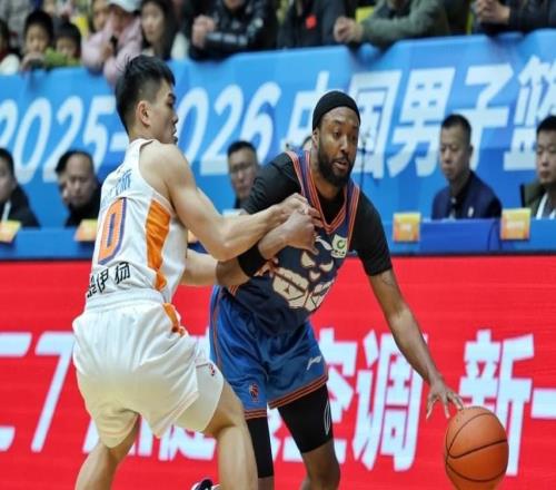 163比49狂勝114分！中國(guó)籃壇又現(xiàn)夸張比分：三節(jié)狂輸90分絕了