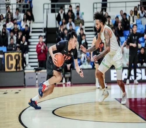 東亞強敵環(huán)伺，CBA為何缺席