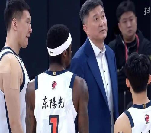 廣東被上海四殺塞翁失馬，賽后杜鋒首度披露好消息，球迷盼到了