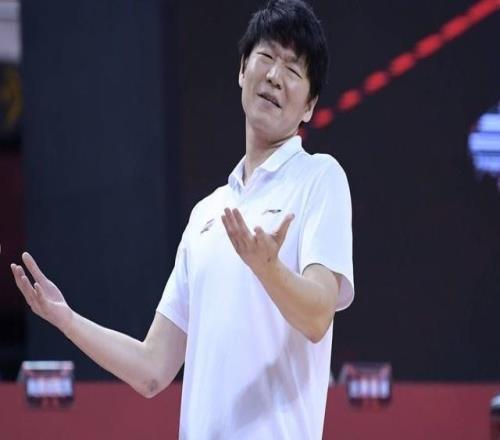 CBA又一失敗換帥2年前進(jìn)總決賽如今被知名弱旅錘爆