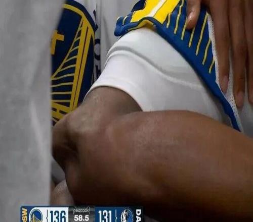 WOC！骨頭突出來了！勇士太慘，全場(chǎng)球員都哭了