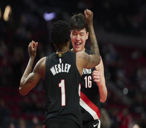 等了15天！楊瀚森破得分荒：9分鐘砍4+3，試探步突破上籃很犀利