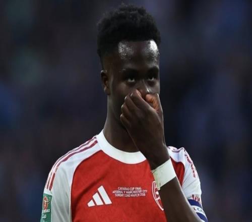 萊因克爾：薩卡承擔(dān)了太多防守任務(wù)，他應(yīng)在更靠前的位置拿球