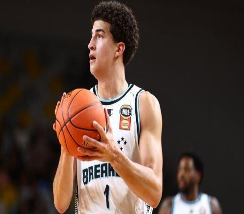 鋒線新星宣布參加選秀大會(huì)，他會(huì)是歷史上順位最高的墨西哥球員