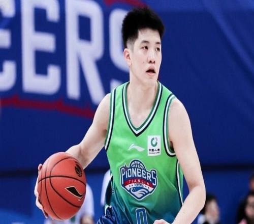 超上海升第一！廣廈雙殺天津5連勝胡金秋32分塔克28+10+14