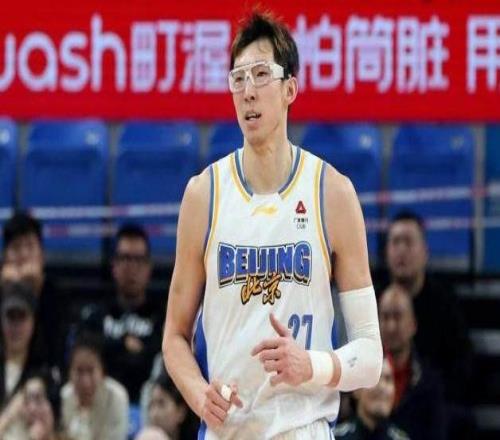 太離譜！周琦8罰0中+連續(xù)罰丟12球