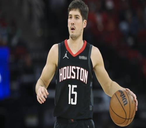 火箭124132不敵公牛球員評價：3人優(yōu)秀，卡佩拉及格，7人低迷