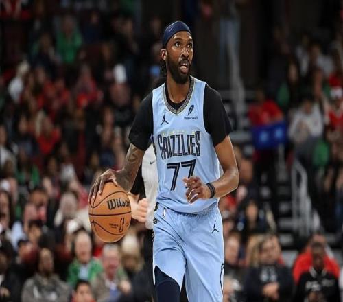 灰熊為側(cè)翼得分手提供了第二份短合同，他在此前的表現(xiàn)并不理想