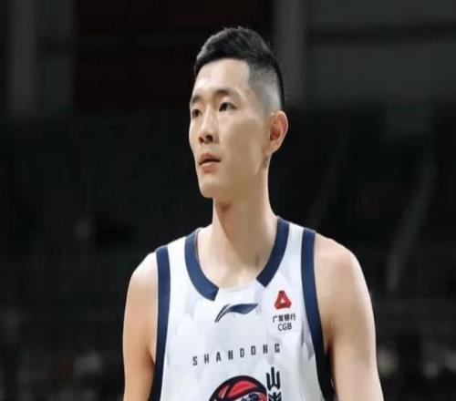 約翰遜21分7助山東男籃116：83戰(zhàn)勝四川男籃卡迪姆賽18分