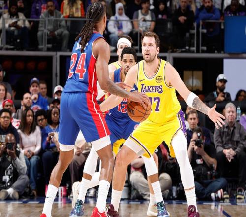 湖人爆冷無緣十連勝！東部第一的活塞竟靠落選秀打崩“三巨頭”！