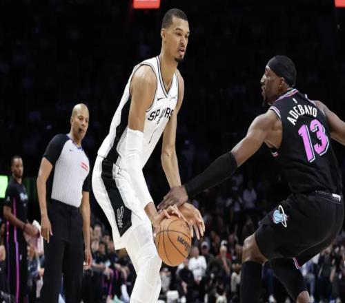 文班：我們的目標(biāo)當(dāng)然是總冠軍，但現(xiàn)在還需一步一個(gè)腳印地走