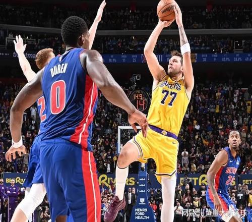 NBA最新排名！火箭給湖人送溫暖，快船保住第八，勇士贏球也傷心