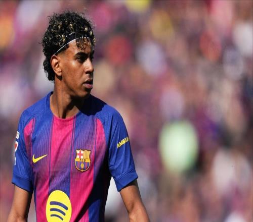 巴薩內(nèi)訌！亞馬爾不知好歹，為防受傷提前換下，他卻曝出針對(duì)言論