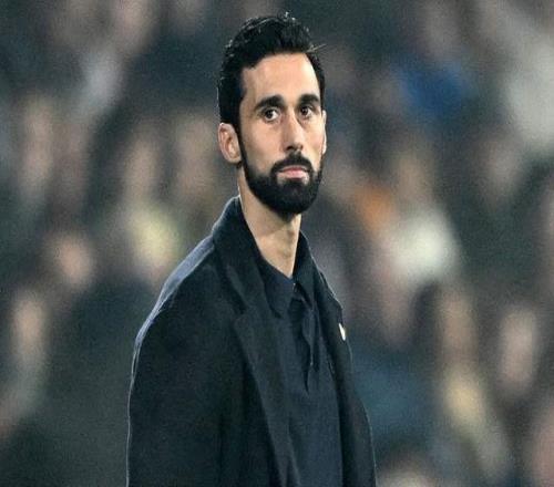 皇馬5大巨星表態(tài)：更衣室支持主帥留任！下賽季繼續(xù)帶隊(duì)