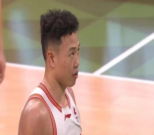 連續(xù)5場得分20+！賀希寧：我屬于高精力人群一直告訴自己能者多勞