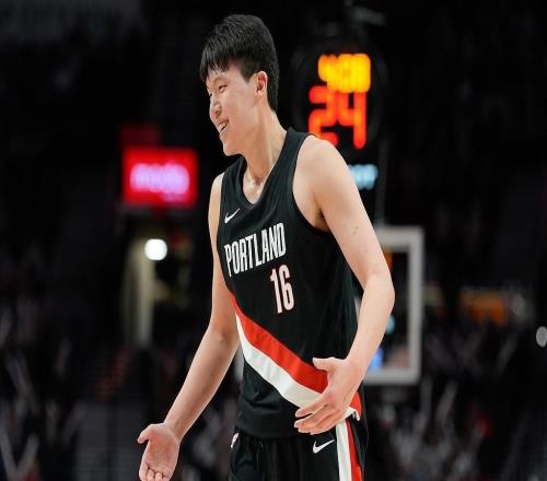 召回獲得9分鐘登場，官方：開拓者將楊瀚森下放至混音隊