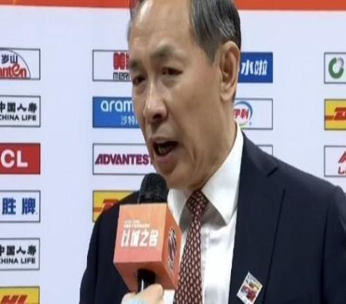许利民：攻防不冷静导致比分被反超，需在出现错误时坚定意识