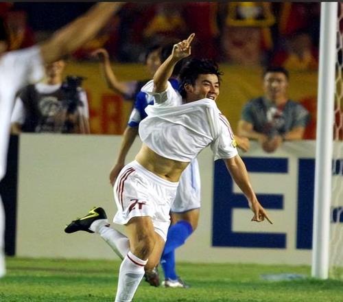 代表國(guó)足出戰(zhàn)96次的李明，如今回大連老家生活，兒子已是天津主力