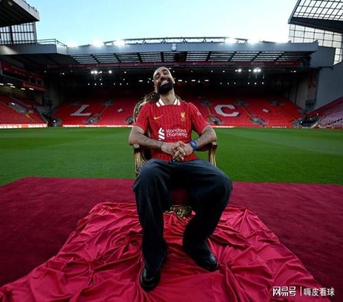 官宣！萨拉赫体面分手，利物浦双冠令人羡慕，比斯洛特更早离开