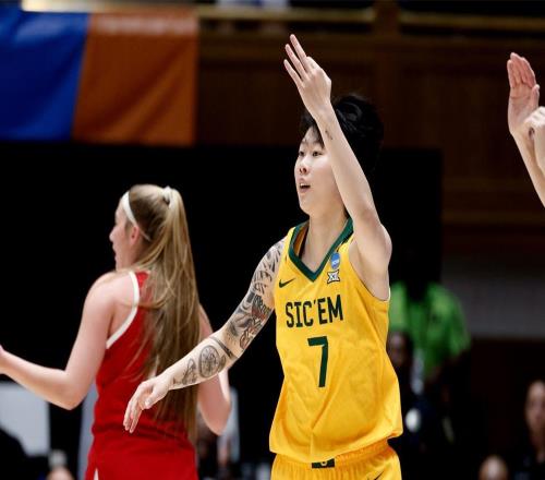 李夢接班人上線！中國女籃21歲1米88新星崛起：宮魯鳴再召她