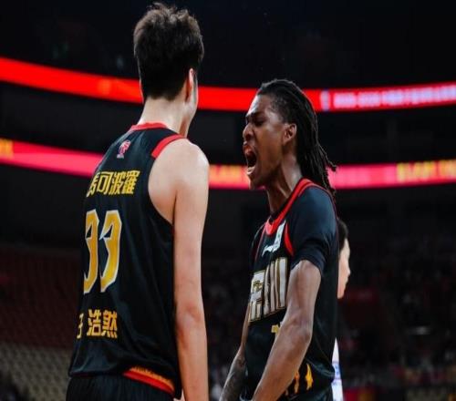 104比84狂勝江蘇！深圳反超廣東殺進(jìn)前三：杜鋒這下壓力大了