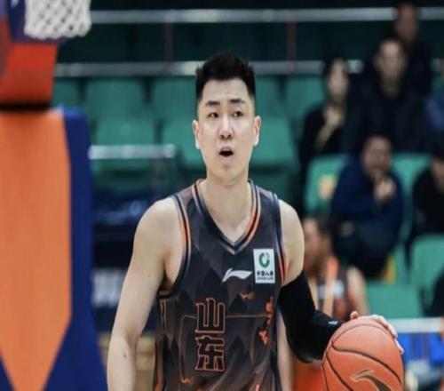 高詩(shī)巖：我是個(gè)比較有爭(zhēng)議的球員，面對(duì)質(zhì)疑就當(dāng)作一種動(dòng)力