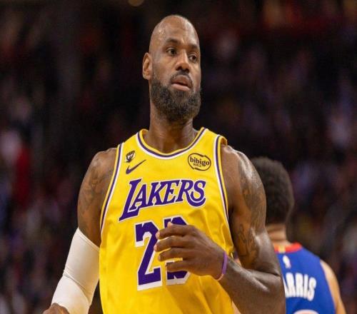 路易斯威廉姆斯：詹姆斯和湖人隊將在本賽季結(jié)束后分道揚(yáng)鑣