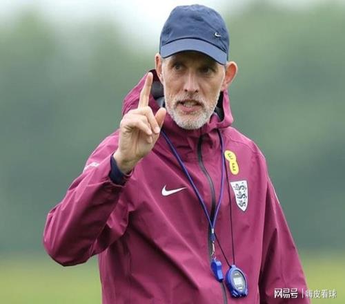 四喜臨門！從零首發(fā)到核心，阿莫林改變一切，曼聯(lián)兩人將續(xù)約