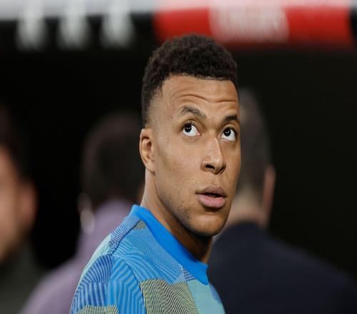 真得換醫(yī)療團(tuán)隊(duì)，皇馬隊(duì)醫(yī)誤診姆巴佩，羅德里戈、褲襪帶傷參賽