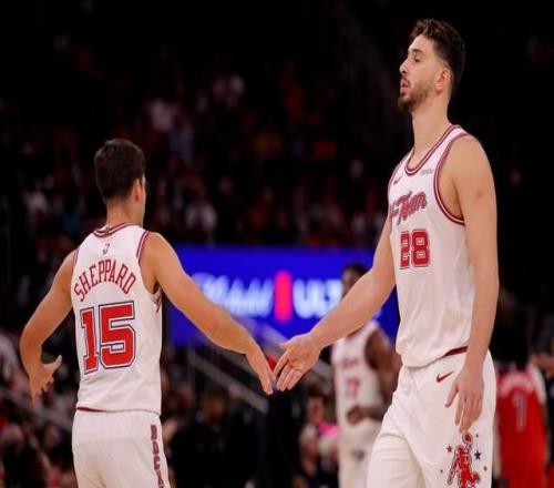 火箭最大問題并非控衛(wèi)！一人連續(xù)犯錯只靠三核季后賽真難走遠(yuǎn)