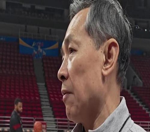 許利民：球隊(duì)表現(xiàn)與期望值有偏差，但出了問題才知道如何解決