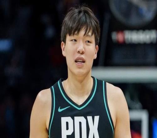 一夜3大消息！穆迪賽季報銷，楊瀚森又下放，火箭計劃追字母哥