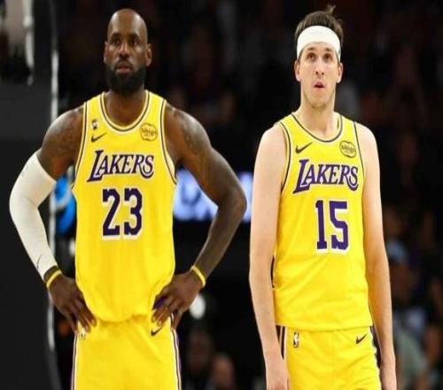 場均23+5竟是落選秀詹皇揭秘里夫斯遭冷落：他們以貌取人